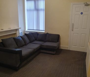 Room in a Shared House, Holder Road, B25 - Photo 1