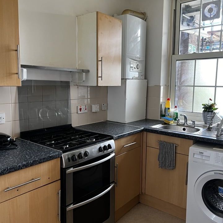 Room in a Shared Flat, Becklow Gardens, W12 - Photo 1