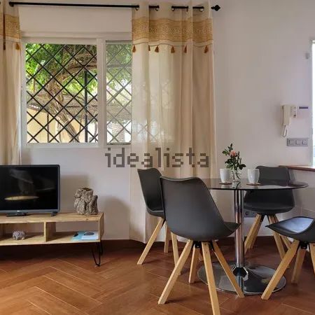 Alquiler de casa o chalet independiente en Urbanización Esperanza Molina, 60 - Photo 1