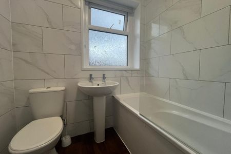 Chelsea Street - Photo 4