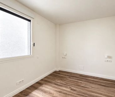 2-bedroom apartment for rent in Almagro, bills included. - Photo 4