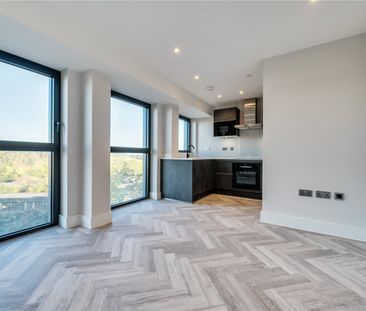 Cockfosters Road, EN4, London - Photo 5