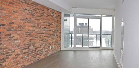 ENIGMA CONDO EXPOSED BRICK 1 BED - Photo 2