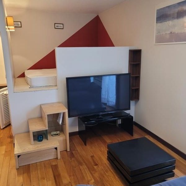 Location Appartement 1 pièce 28m² ST GERMAIN EN LAYE 78100 - Photo 1