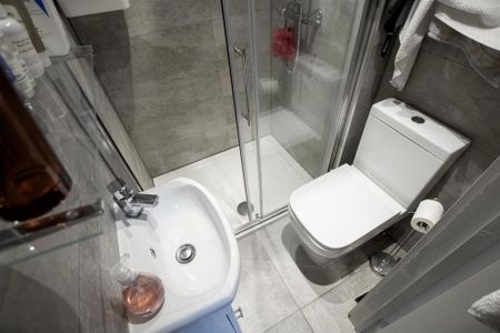 6 bedroom house to rent - Photo 5