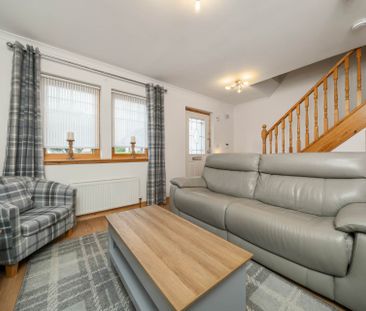 Price £1,150 pcm - Available Now - Furnished - Photo 2