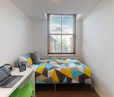 5 bedroom terraced house to rent - Photo 6