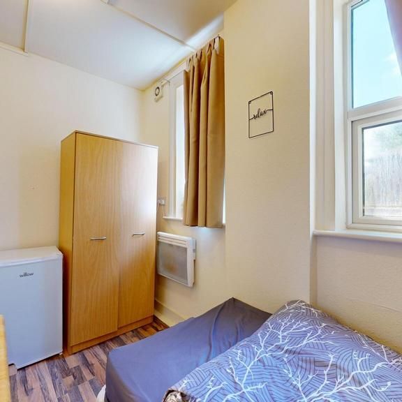 Flat share to rent - Photo 1