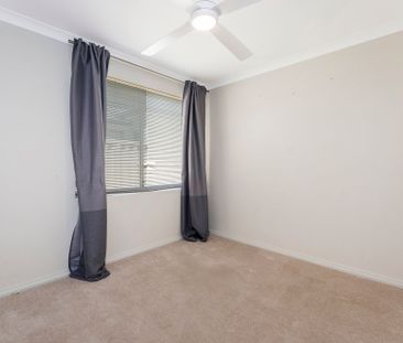 Your Perfect Dawesville Retreat — Spacious, Modern & Low Maintenance - Photo 5