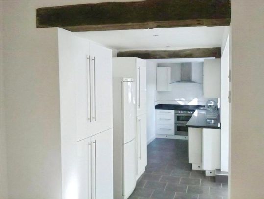 3 bedroom semi-detached house to rent - Photo 1
