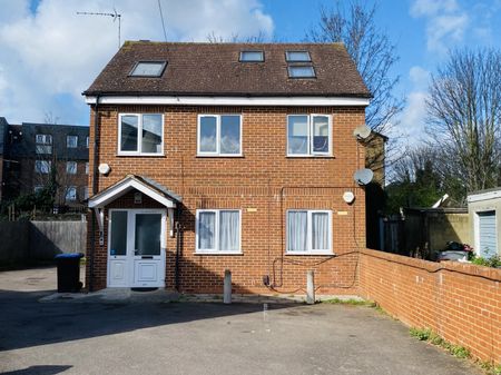 Sedcote Road, Enfield, EN3 - Photo 4