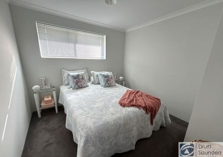 HIGH QUALITY HOME HOME OPEN SATURDAY 06 DECEMBER AT 9.00AM SHARP! - Photo 4