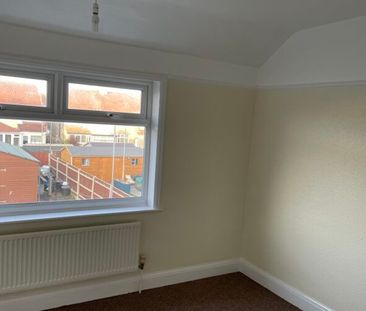 Kimberley Road, Lowestoft, NR33 0UA - Photo 1