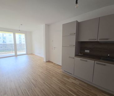 Geförderte, neuwertige 2 Zimmer Wohnung mit großem BALKON in Innenh... - Foto 2