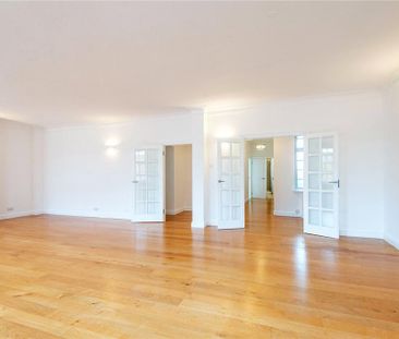 3 bedroom apartment to rent - Photo 2