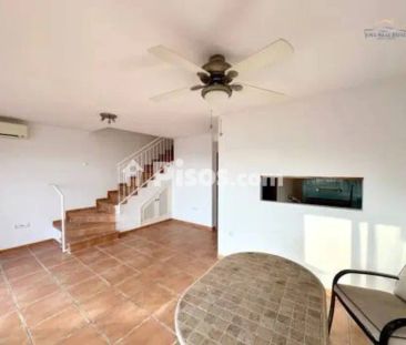 Casa en alquiler en Calle de la Romántica - Photo 3