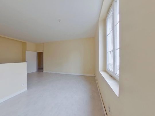 Location Appartement 3 pièces 65m² MONTMORILLON 86500 - Photo 1