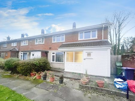 Beaumaris Drive, Llanyravon, Cwmbran - Photo 5