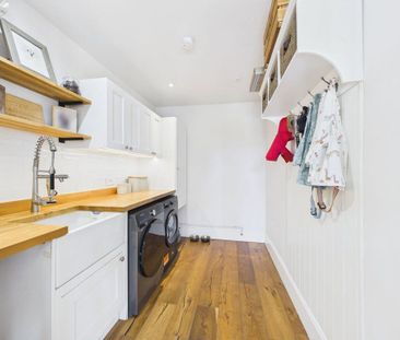 4 bedroom detached house to rent - Photo 4