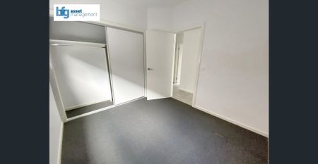 Modern and Bright 4 Bedroom Home in Tranquil Setting - Photo 4