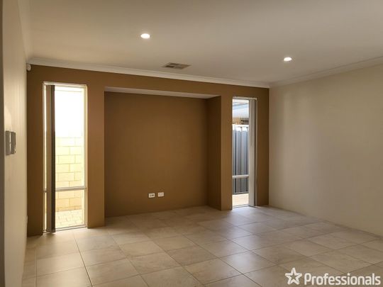 Well-Maintained Home! - Photo 1