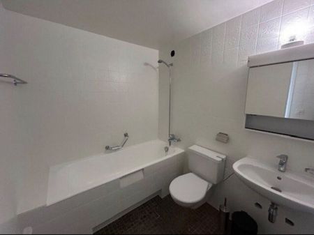 Beau 4 pièces récemment rénové - Foto 2