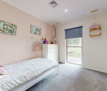 202 Pearcedale Road Cranbourne South VIC - Photo 5