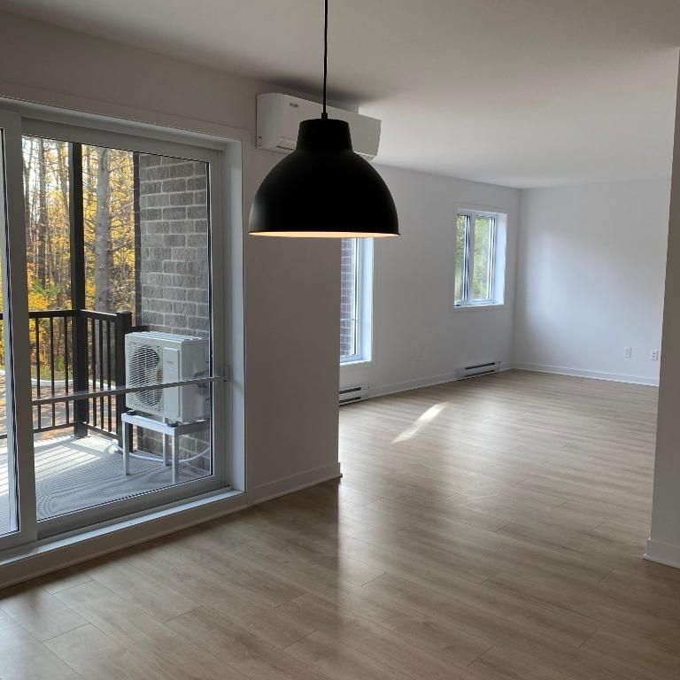4 1/2 à louer - ascenseur - novembre 2026 - 1585$/mois - Photo 1