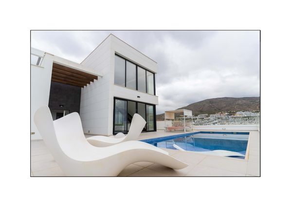 MODERN LUXURIOUS VILLA FOR RENT, FINESTRAT