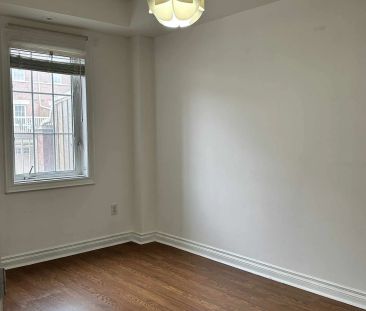 605 Shoreline Drive #10 - Photo 3