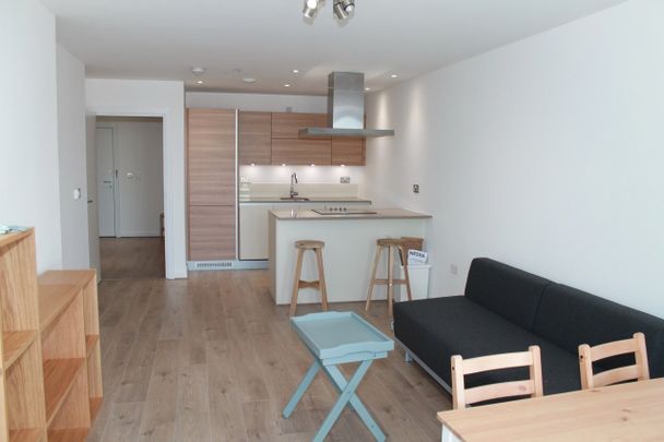 1 Bed Flat, Unex Tower, E15 - Photo 1