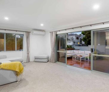 Cockle Bay, 6 bedrooms - Photo 4