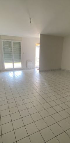 Location Appartement Studio 36 m² Vatan - Photo 1