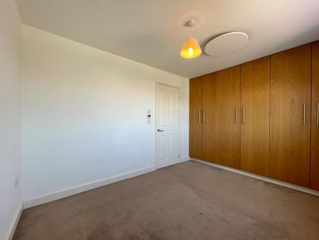 2 bedroom semi-detached house to rent - Photo 4