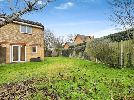 2 bedroom house to rent Elizabeth Close, Attleborough, NR17 - Photo 4