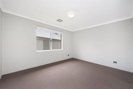 9 Norwood Avenue, Baldivis WA 6171 - House For Rent | Domain - Photo 3