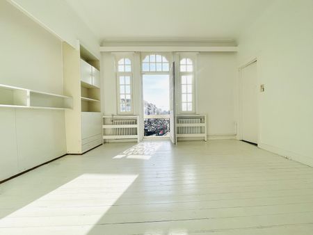 Karaktervol en royaal herenhuis vlakbij Miljoenenkwartier, Gent-Sint-Pieters, UZ Gent en de Sterre. - Foto 3