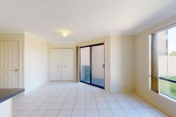 2/10 Elkin Close, Morpeth NSW 2321 - Photo 1