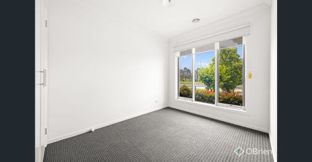 Modern Family Living at Its Best! - Photo 4