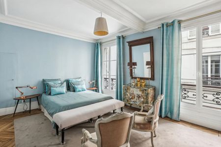 Appartement • Enfants Rouges - Photo 2