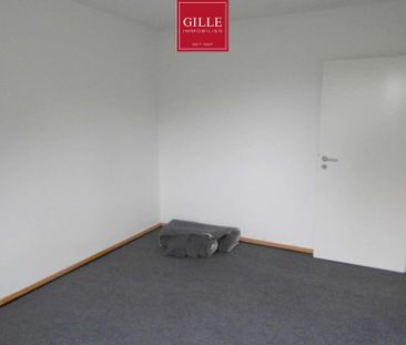 Neuss-Reuschenberg: Helle u. großzügige 3-Zim.-Whg mit Tageslichtba... - Photo 2