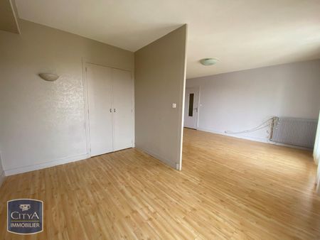 Location Appartement 3 pièces 83m² AGEN 47000 - Photo 2