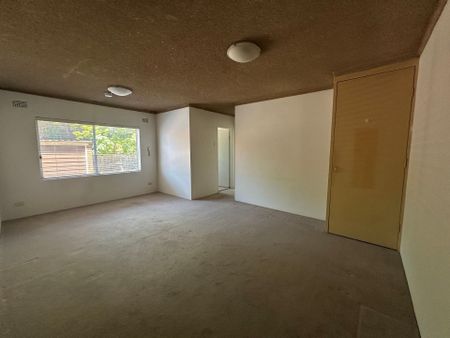 Two Bedroom Apartment - Photo 3