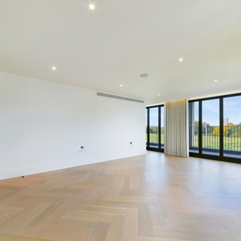 A contemporary duplex penthouse apartment in a luxury development in St John's Wood NW8. - Photo 1