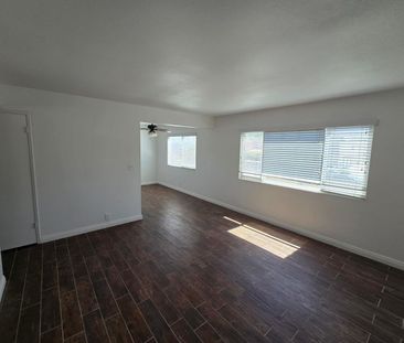 16842 SIMS LN #4, HUNTINGTON BEACH, CA 92649 - Photo 4