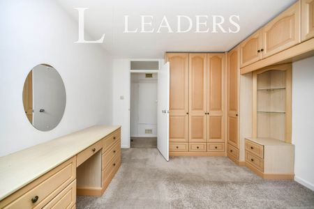 2 bedroom apartment to rent Ashdown, Eaton Road, Hove, BN3 - Photo 3