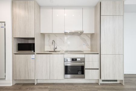 For Lease - 180 Front Street Unit# 1703, Toronto, Ontario - Photo 4