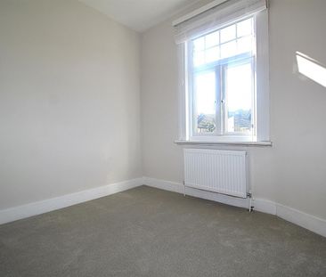 3 Bedroom House - Terraced To Let - Photo 5