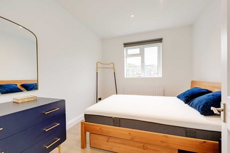 Brondesbury Park, Queen's Park, NW6 - Photo 2