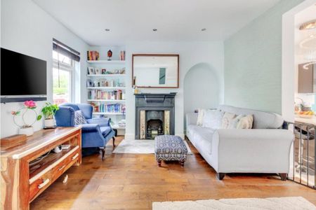 2 bedroom terraced house to rent - Photo 2